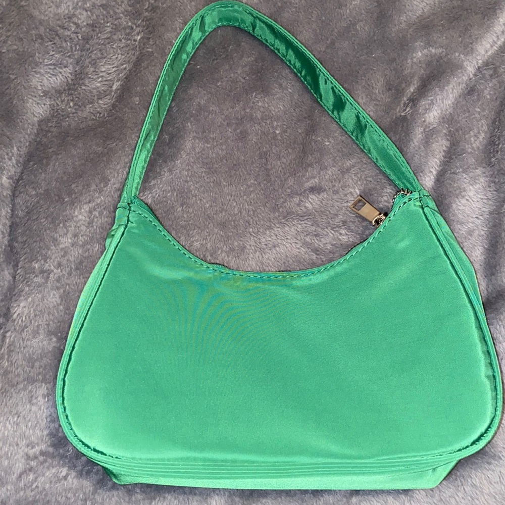 $5 SALE!!! Green nylon shoulder bag